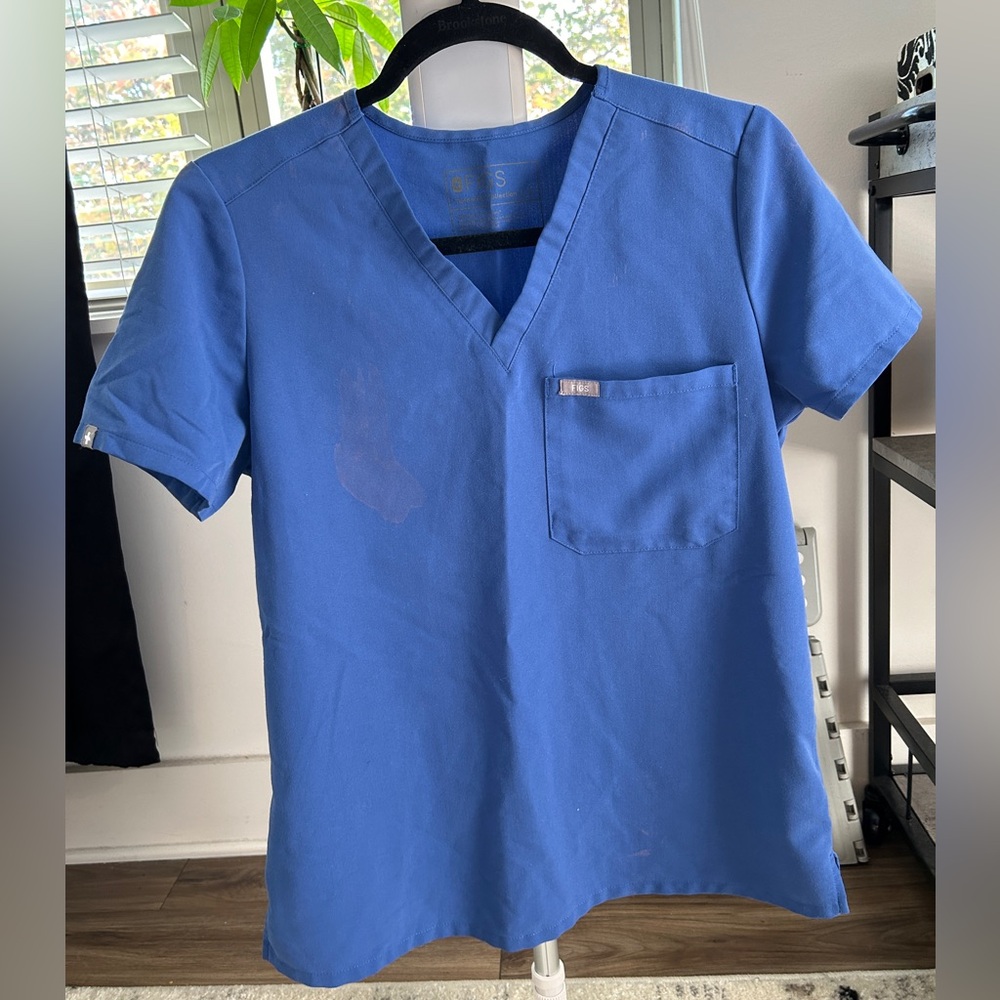 Fig Scrub Top: Perfect Backup Set!